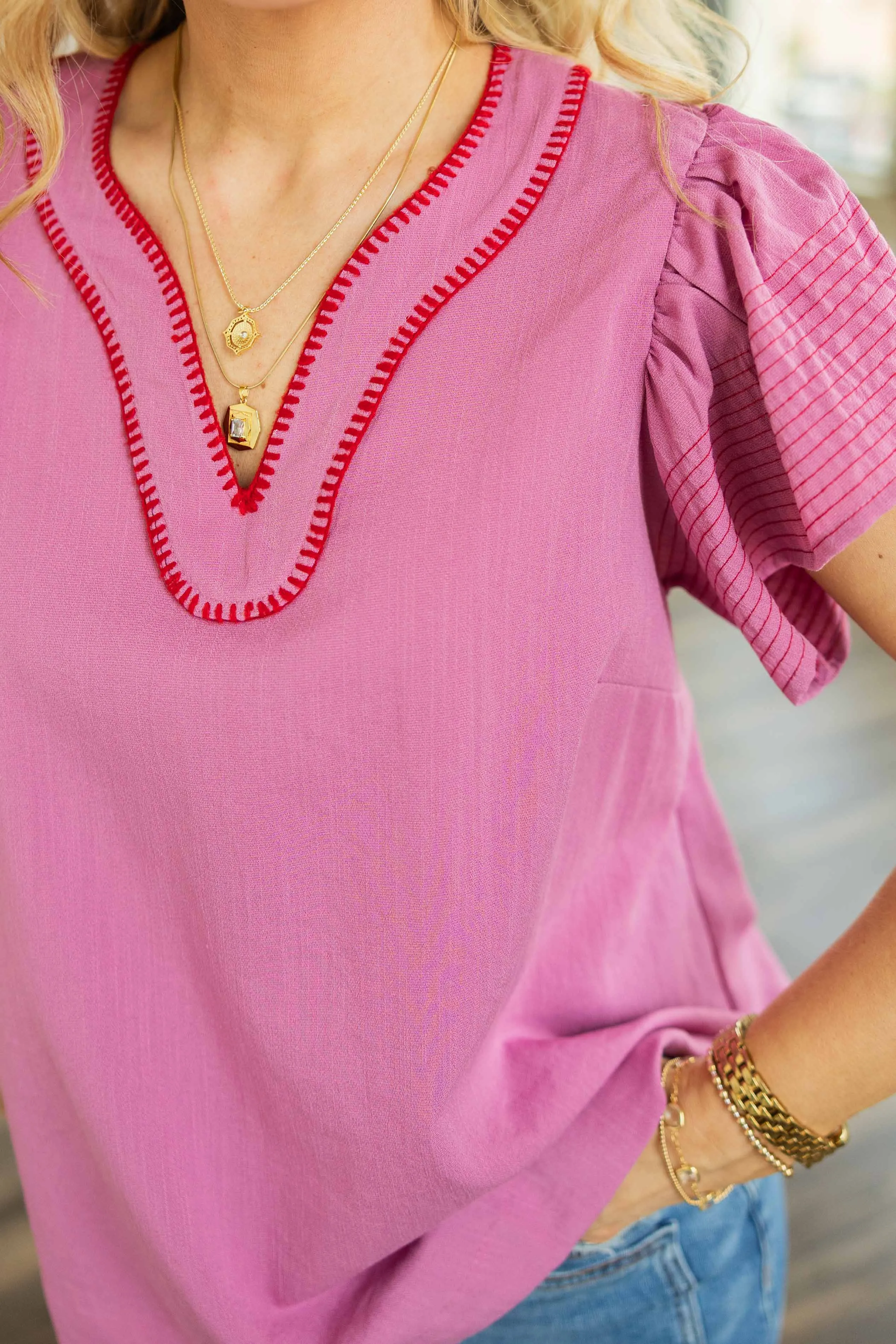 ABBY EMBROIDERED FLUTTER SLEEVE TOP
