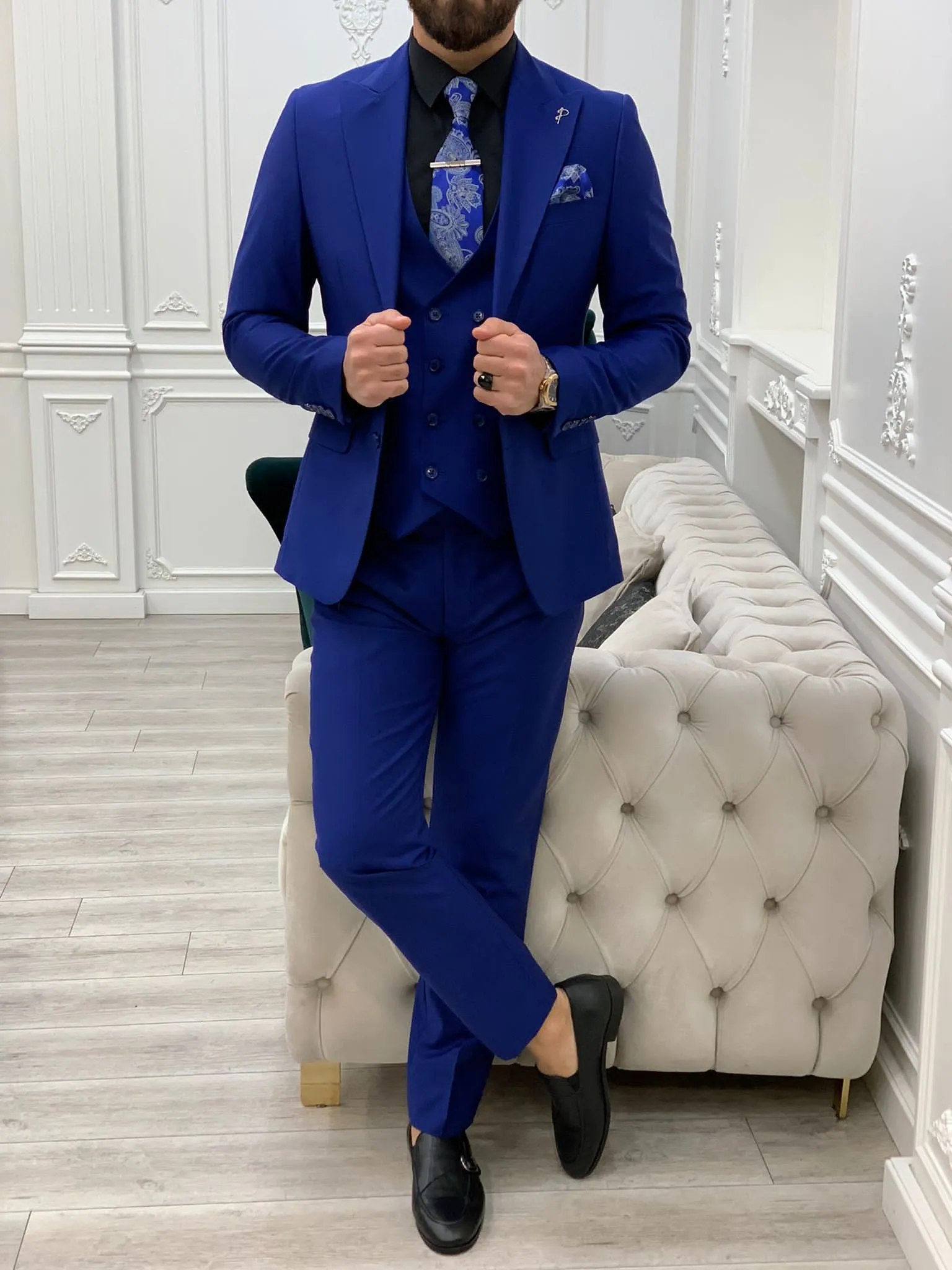 Amato Royal Blue Slim Fit Peak Lapel Suit: Sophisticated Elegance