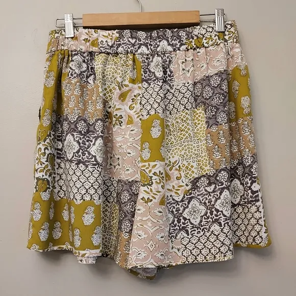 Anthropologie Maeve Patchwork Print Wide Leg Flowy Short Small