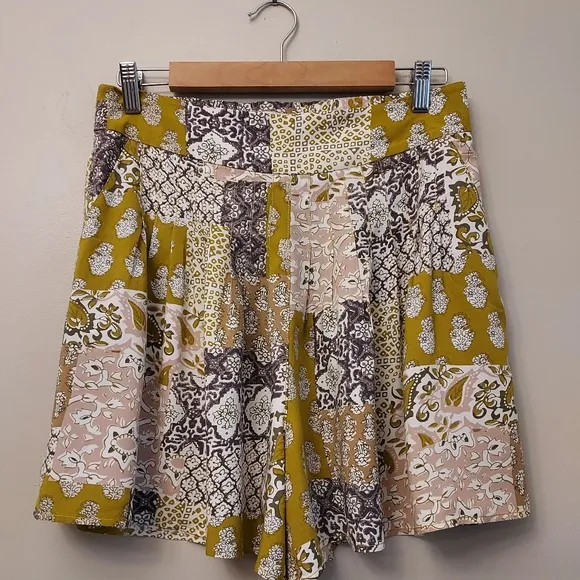 Anthropologie Maeve Patchwork Print Wide Leg Flowy Short Small