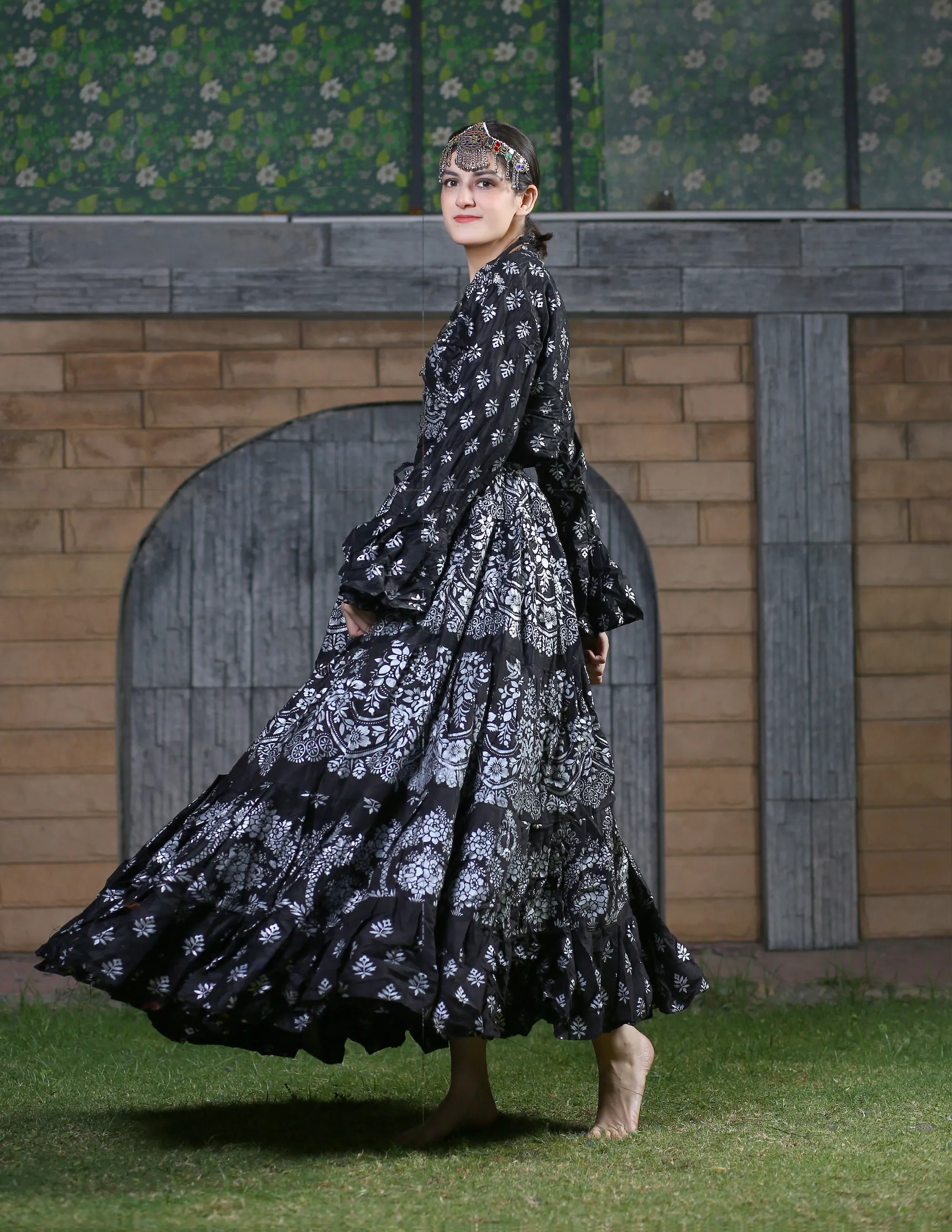 Block print Assuit pattern skirt Oriental Border Black/White