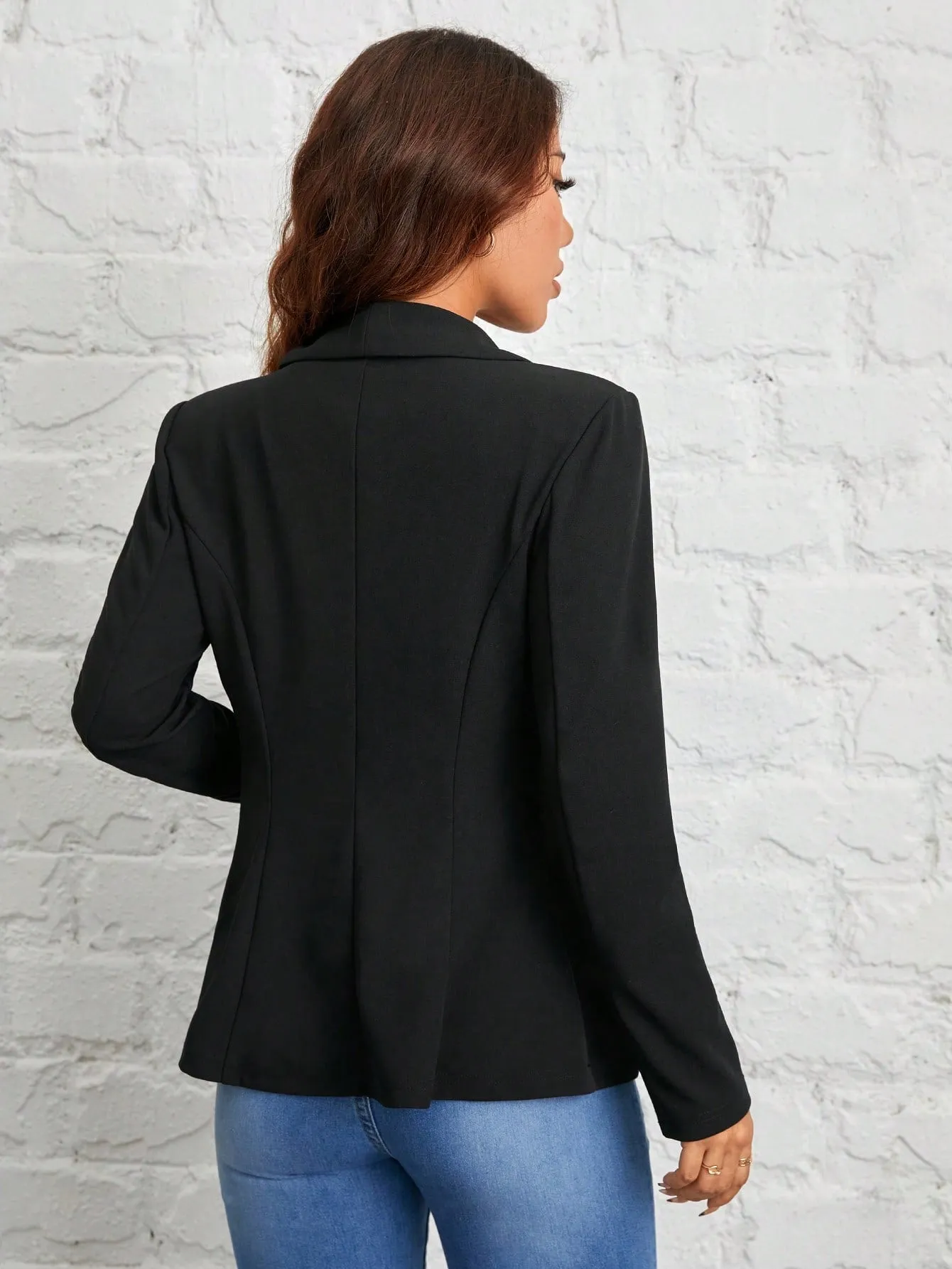 Chaqueta de traje negra con estampado de frutas