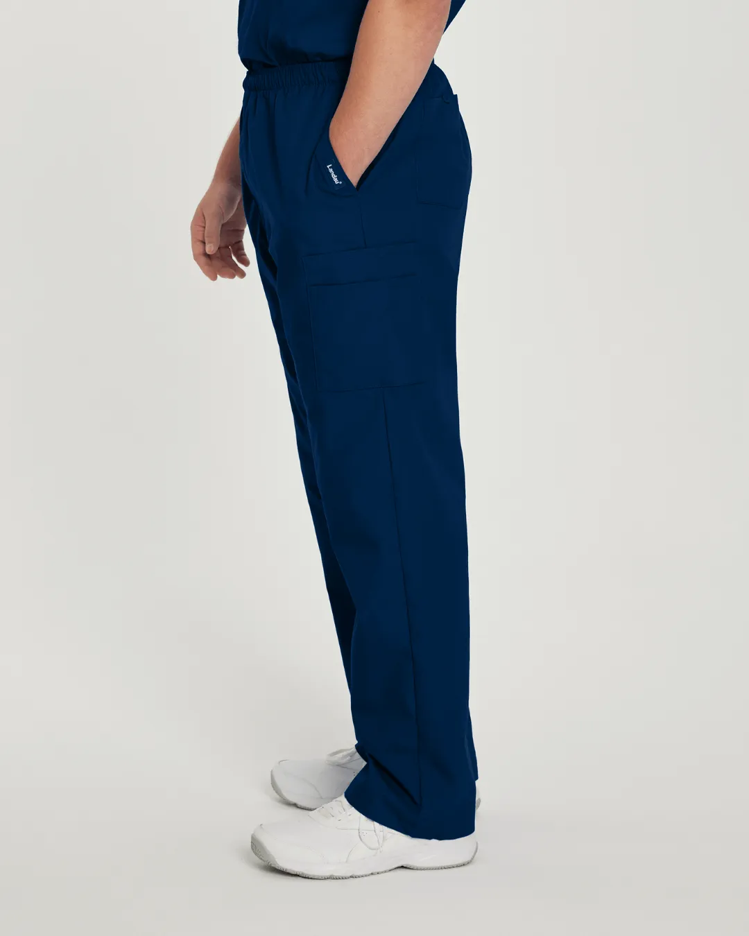 Essentials Men's Straight-Leg Cargo Scrub Pants - 8555