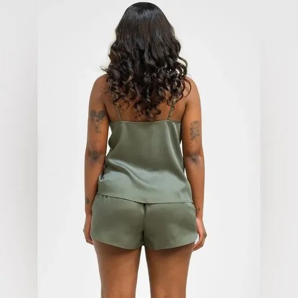 Ettitude Sateen Shortie Moss Sz S
