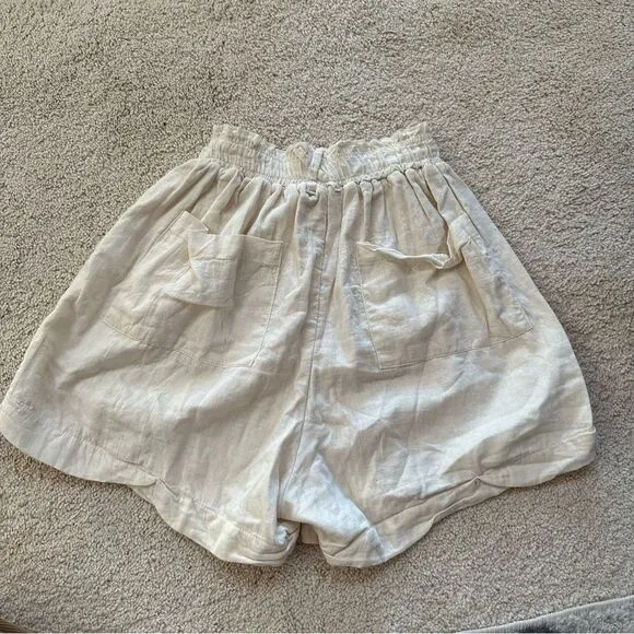 Jens Pirate Booty Bloomer Style Beachy High Waisted cream shorts