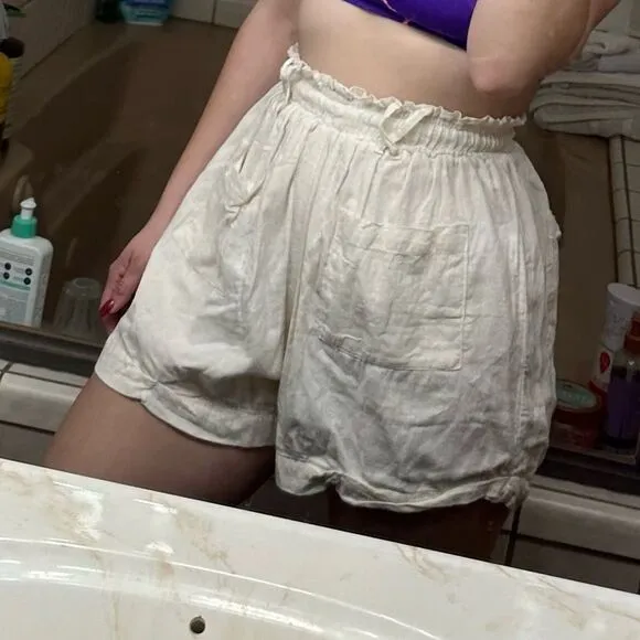 Jens Pirate Booty Bloomer Style Beachy High Waisted cream shorts