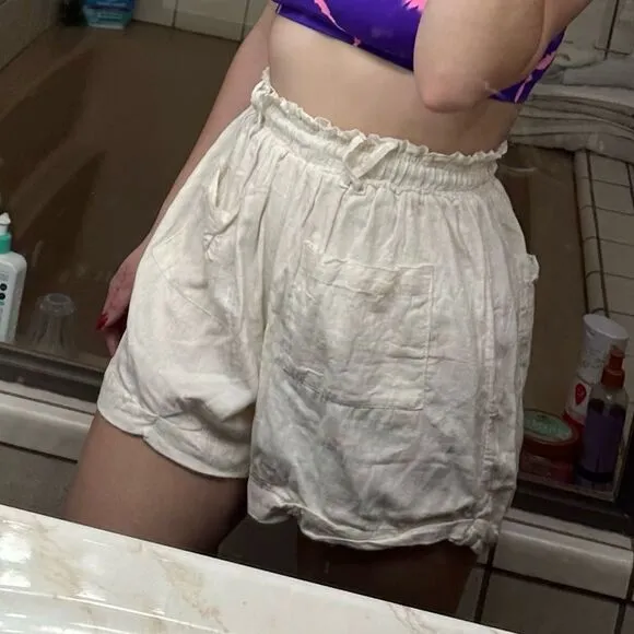 Jens Pirate Booty Bloomer Style Beachy High Waisted cream shorts