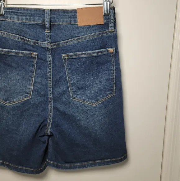 Judy Blue High Rise Tummy Control Denim Shorts, Size Medium