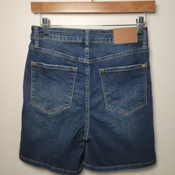 Judy Blue High Rise Tummy Control Denim Shorts, Size Medium