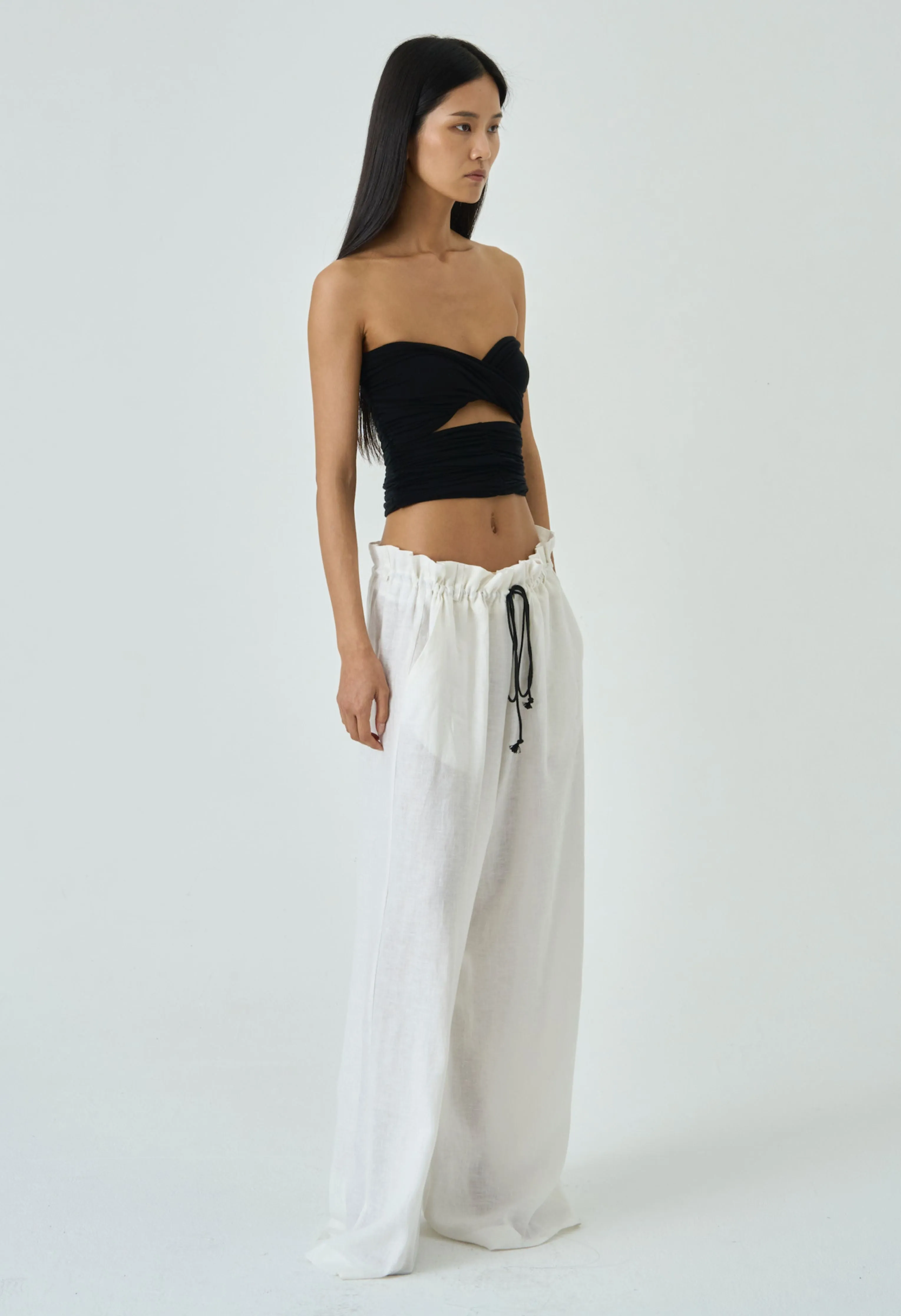 Julie Strapless Top in Black