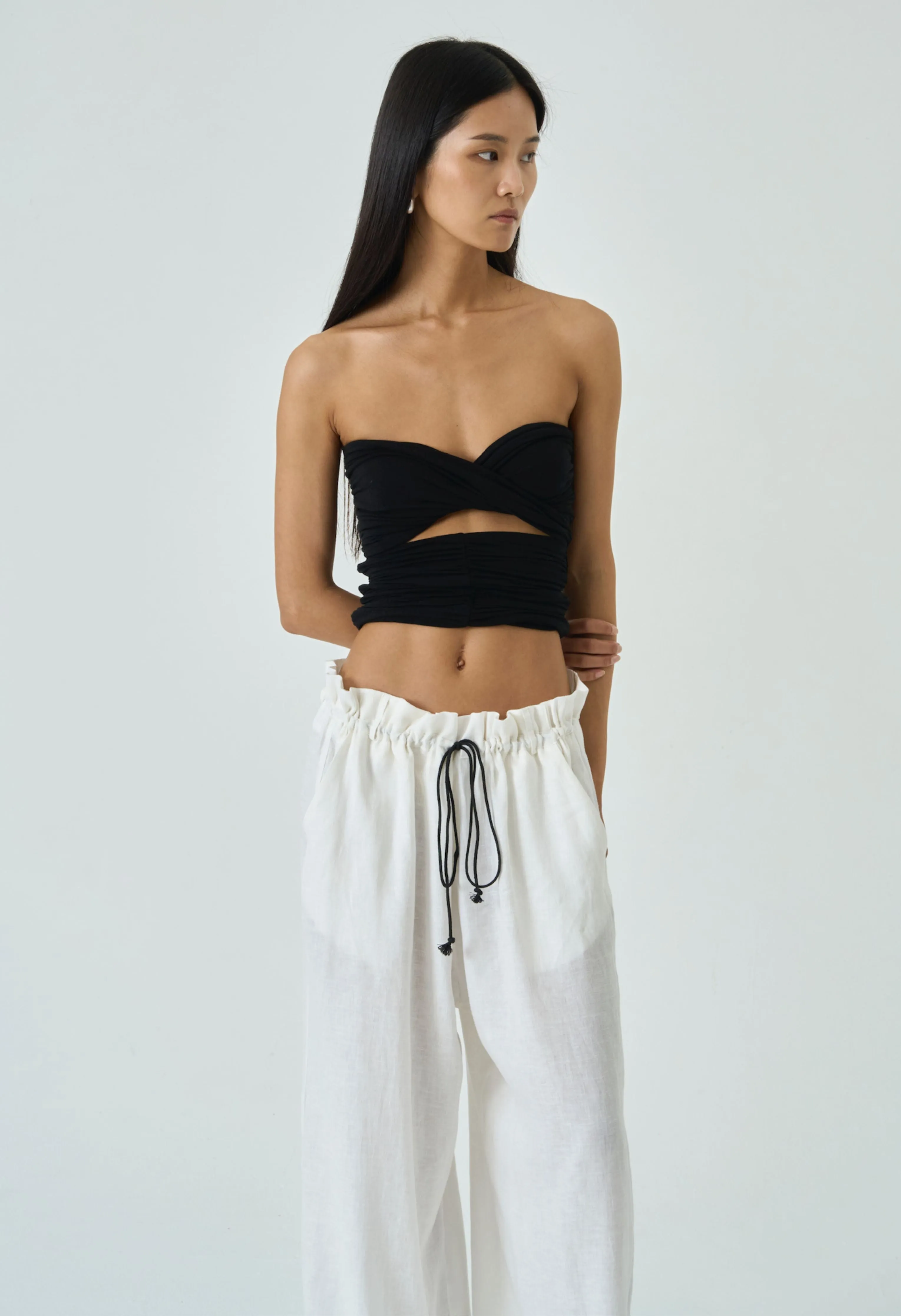Julie Strapless Top in Black
