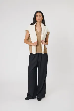 Legion Side Stripe Pant - Black