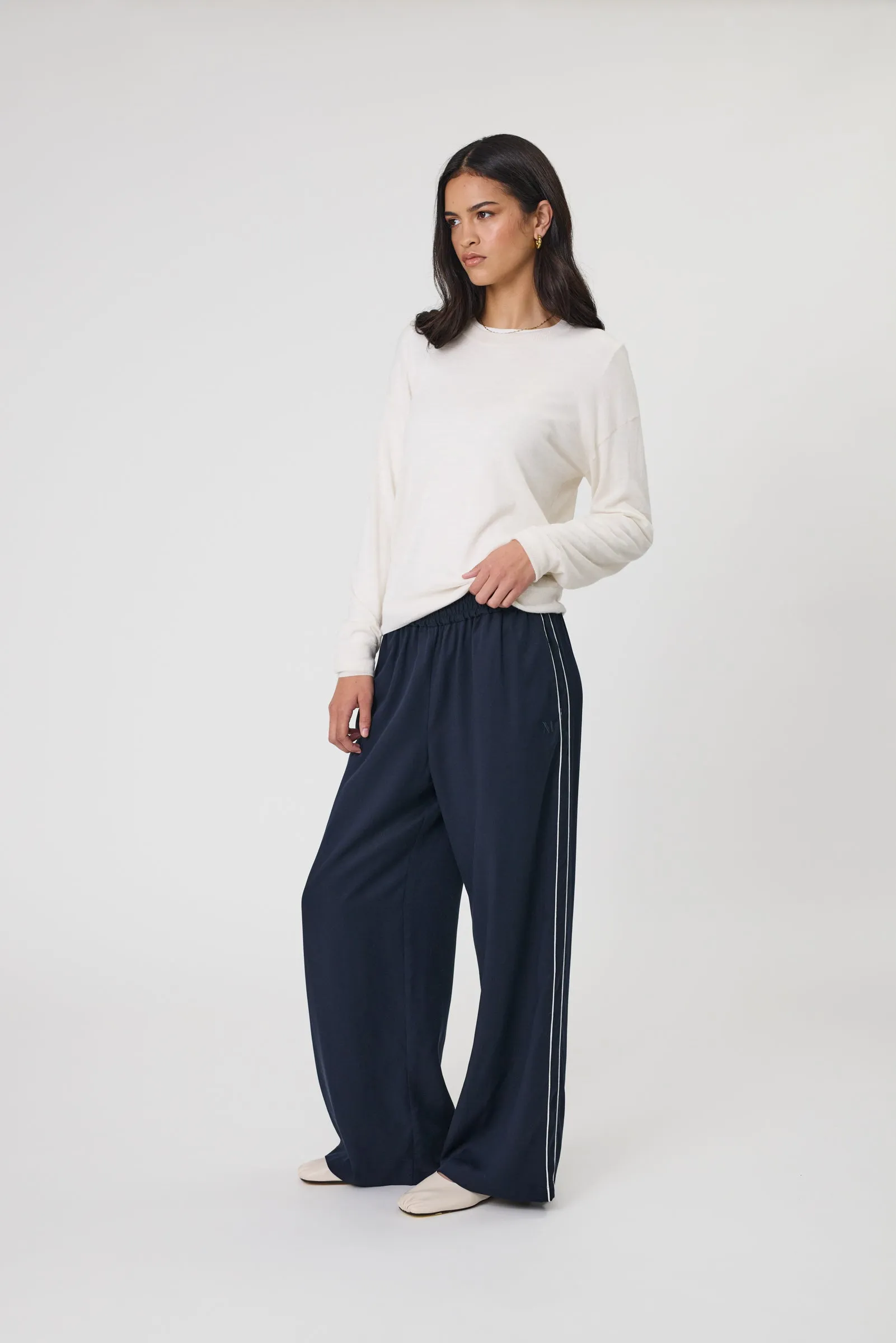 Legion Side Stripe Pant - Midnight