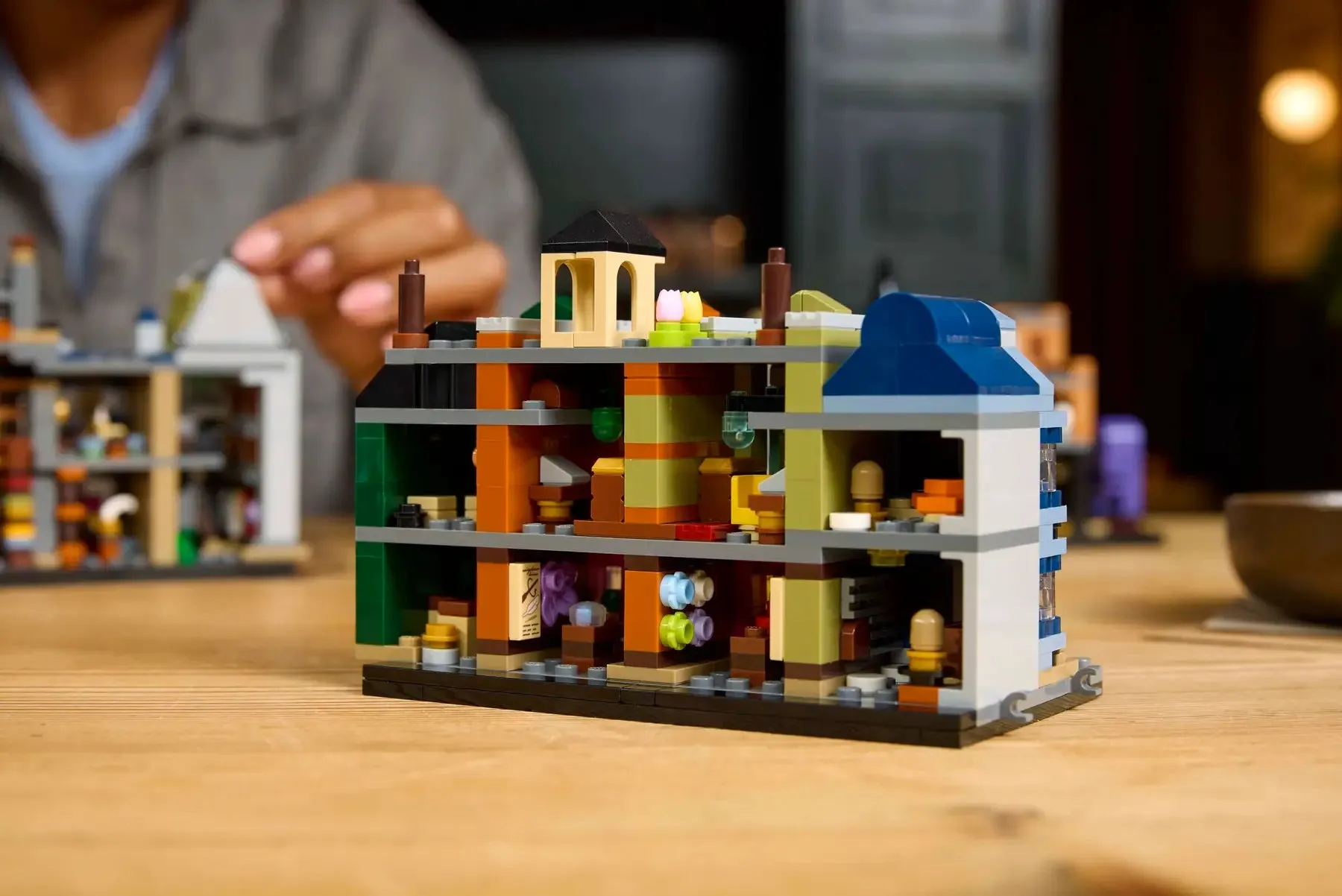 Lego Diagon Alley™ Wizarding Shops (76444)