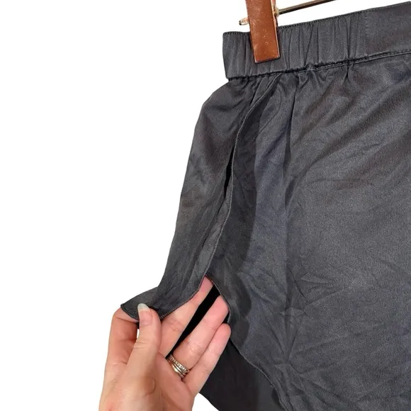 Lunya Washable Silk Tulip Hem Pull-on Sleep Shorts