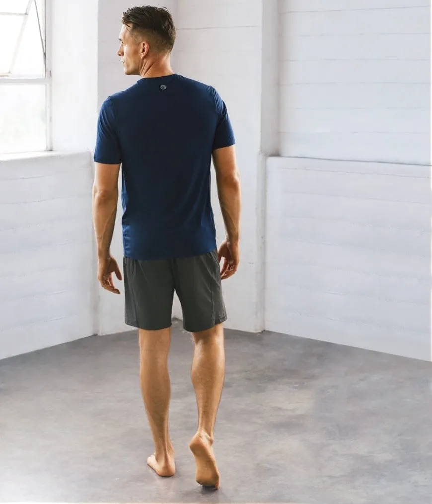 Manduka Apparel - Men's Cross Train Tee 01 - Midnight
