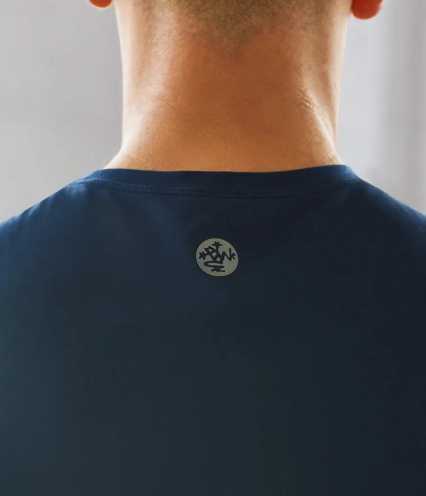 Manduka Apparel - Men's Cross Train Tee 01 - Midnight
