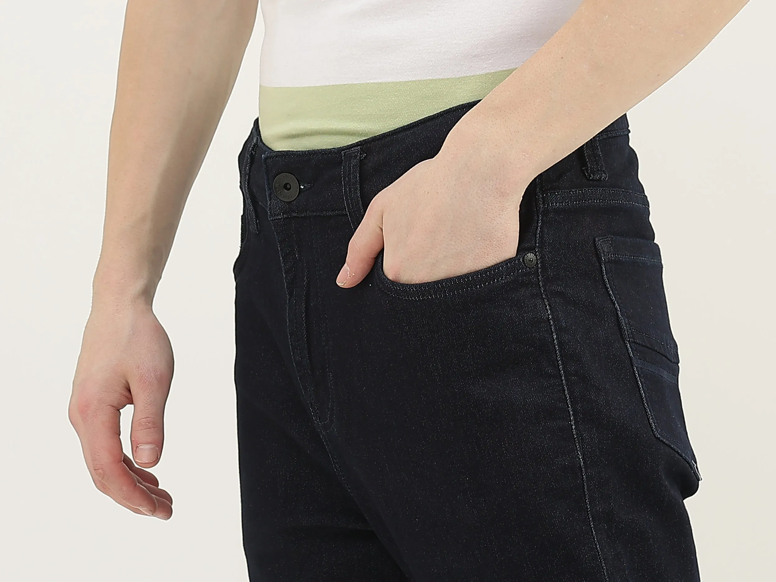 Men Solid Joggers Fit Jeans