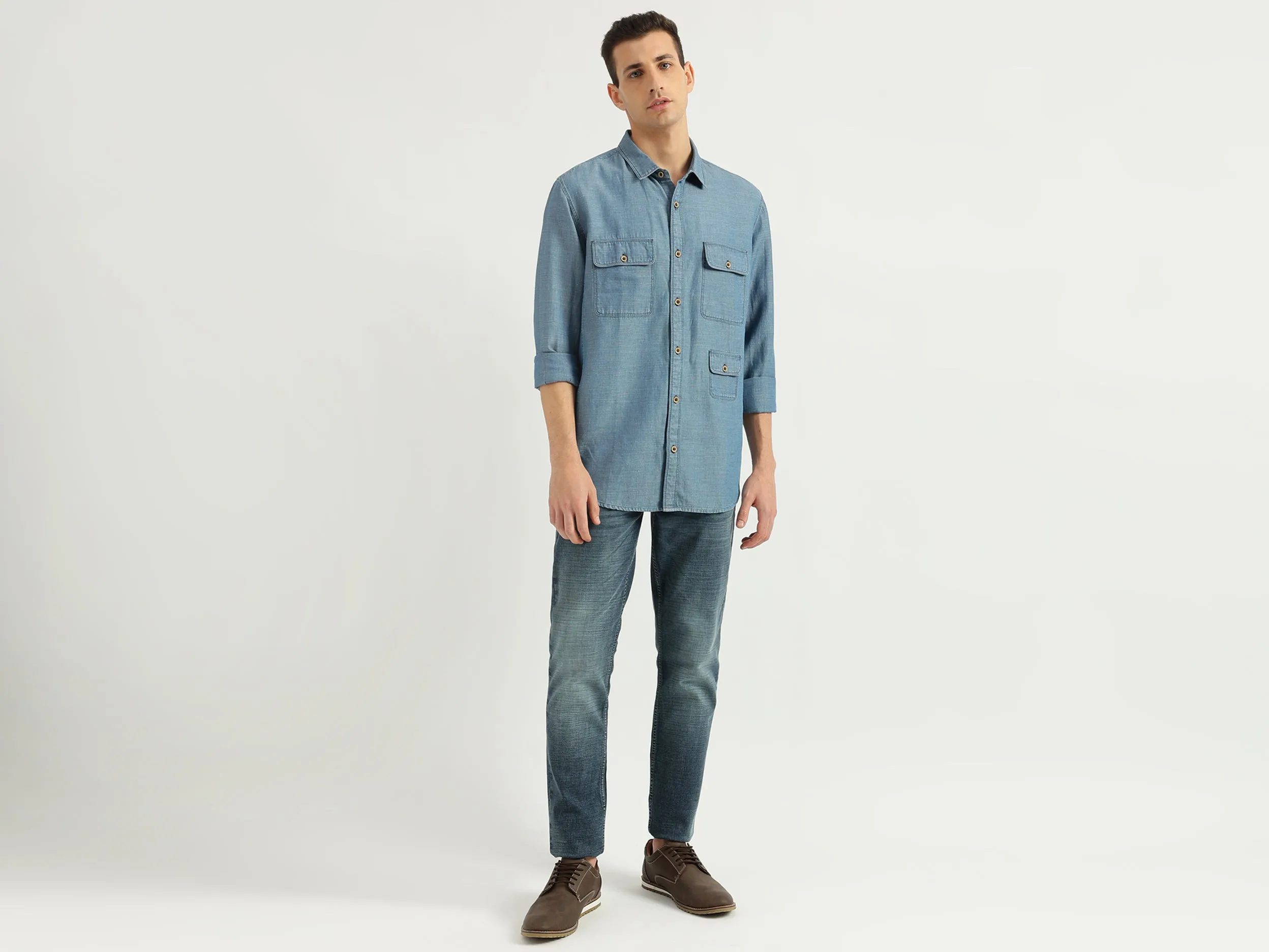 Men's Regular Fit Spread Collar Textured Shirts