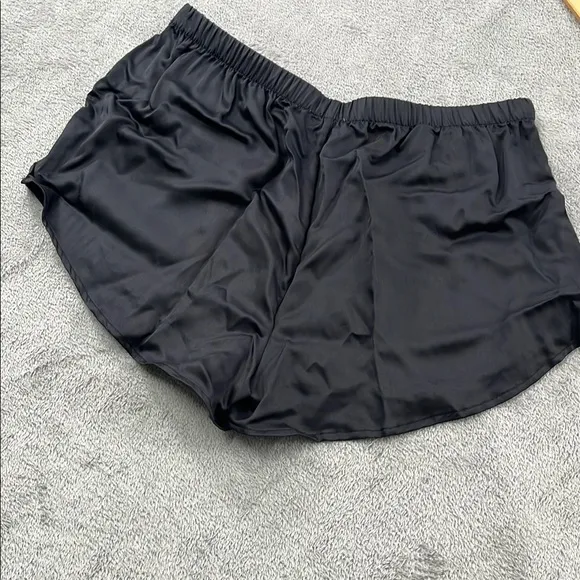 NEW Ettitude M Black Onyx 100% Clean Bamboo Shortie Shorts Lingerie PJ Lounge