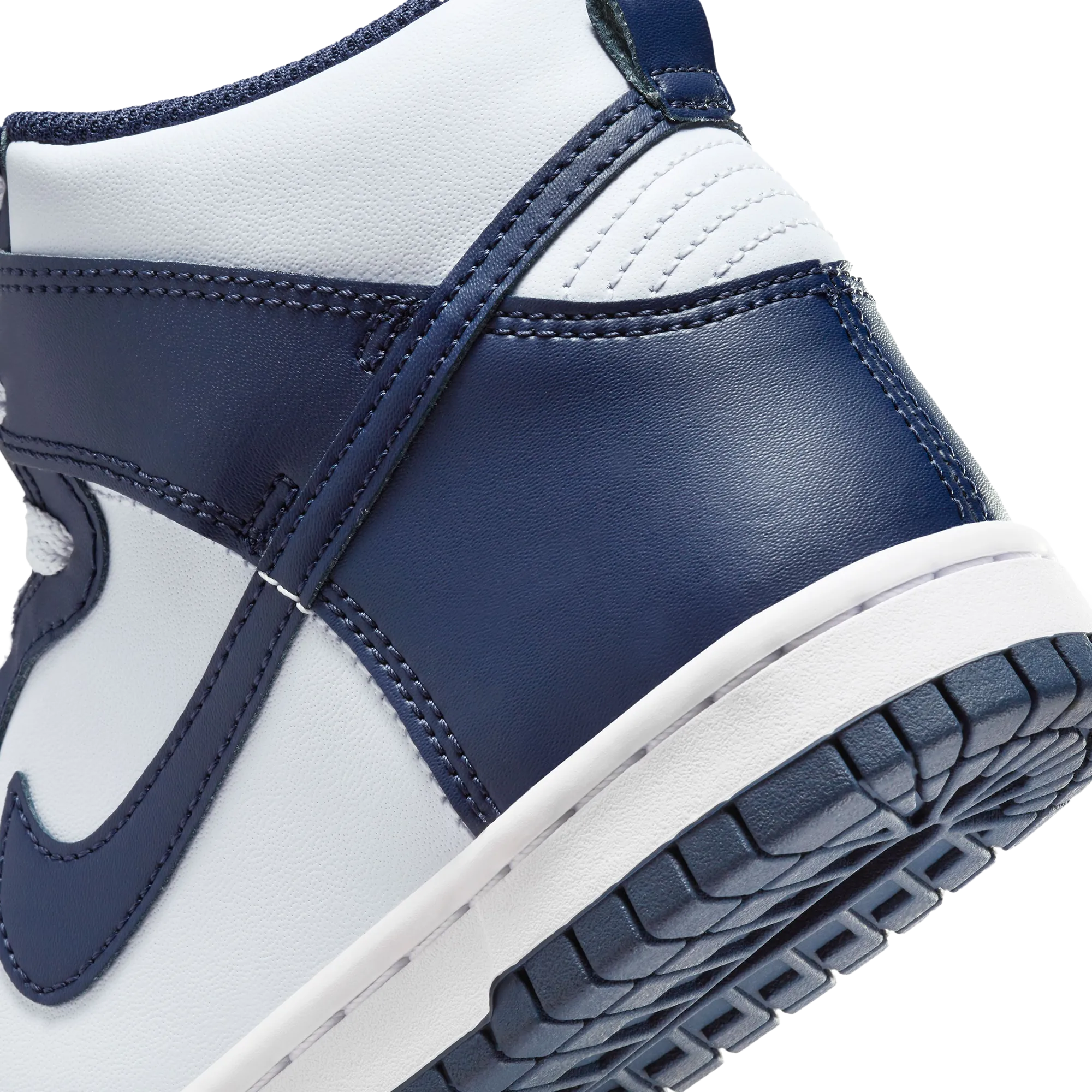 Nike Dunk High Bg