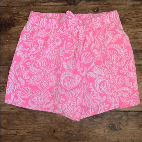 NWT Lilly Pulitzer womens Mylee tie front short