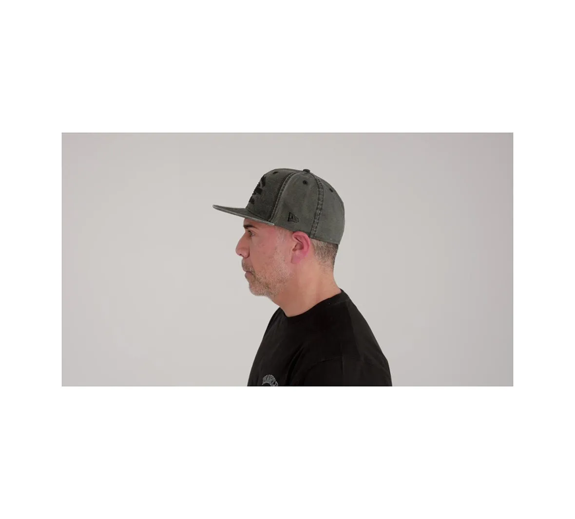 Old English Stacked Bar & Shield 59FIFTY Cap - Harley Black