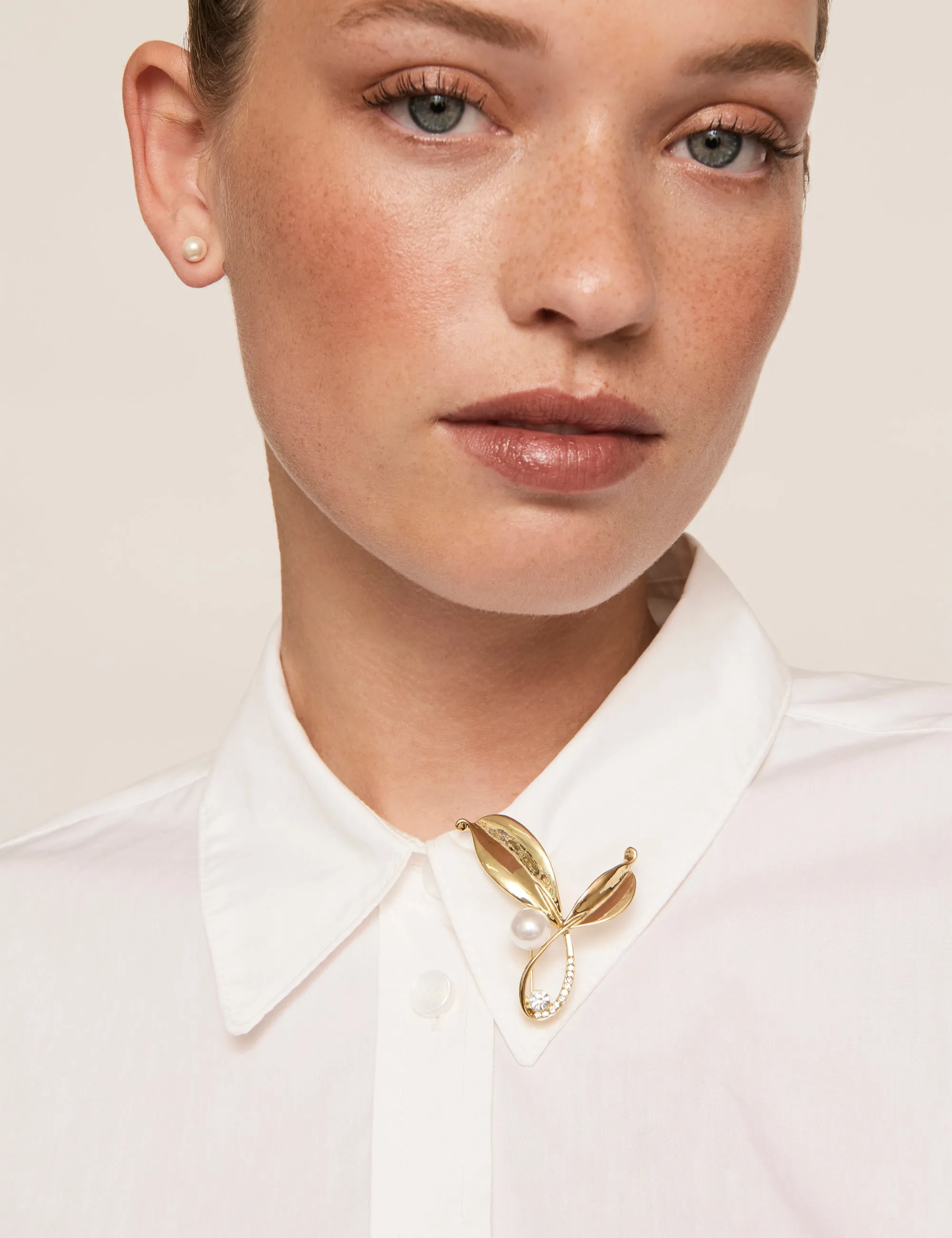 PEARL LEAF BROOCH