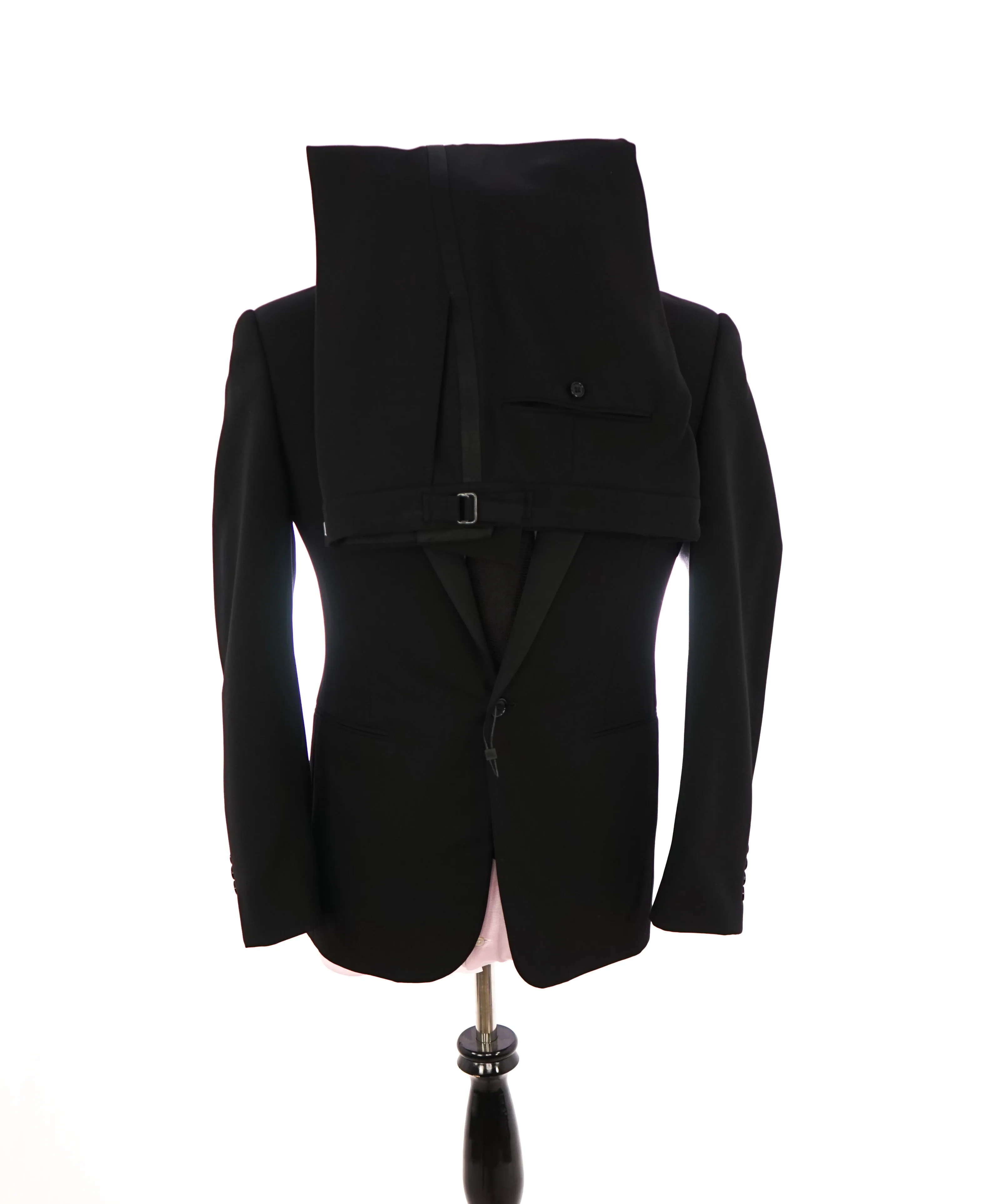RALPH LAUREN BLACK LABEL - Notch Lapel Black Tuxedo Suit With Side Tabs - 38S