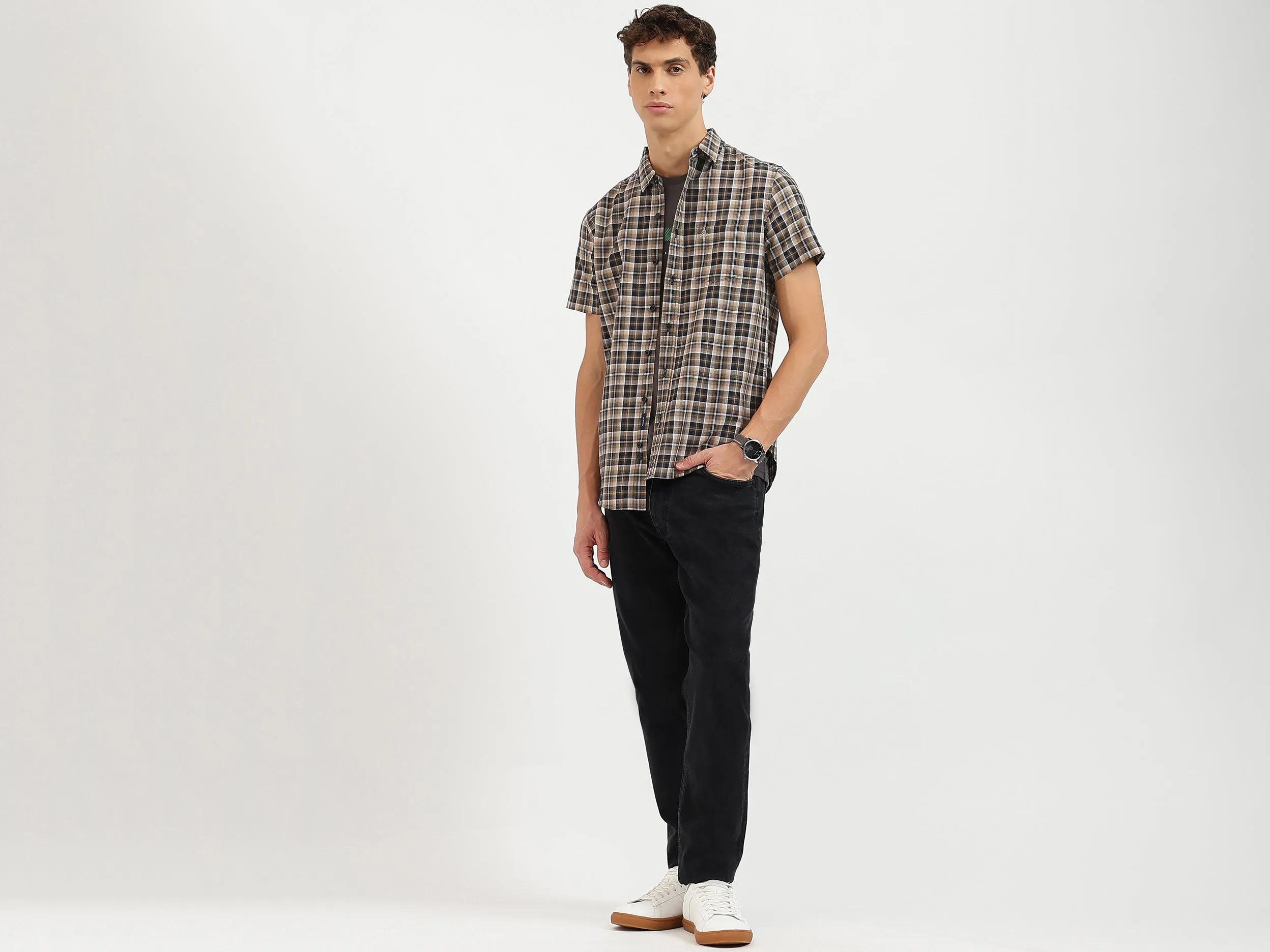 Regular Fit Spread Collar Checkered Shirts