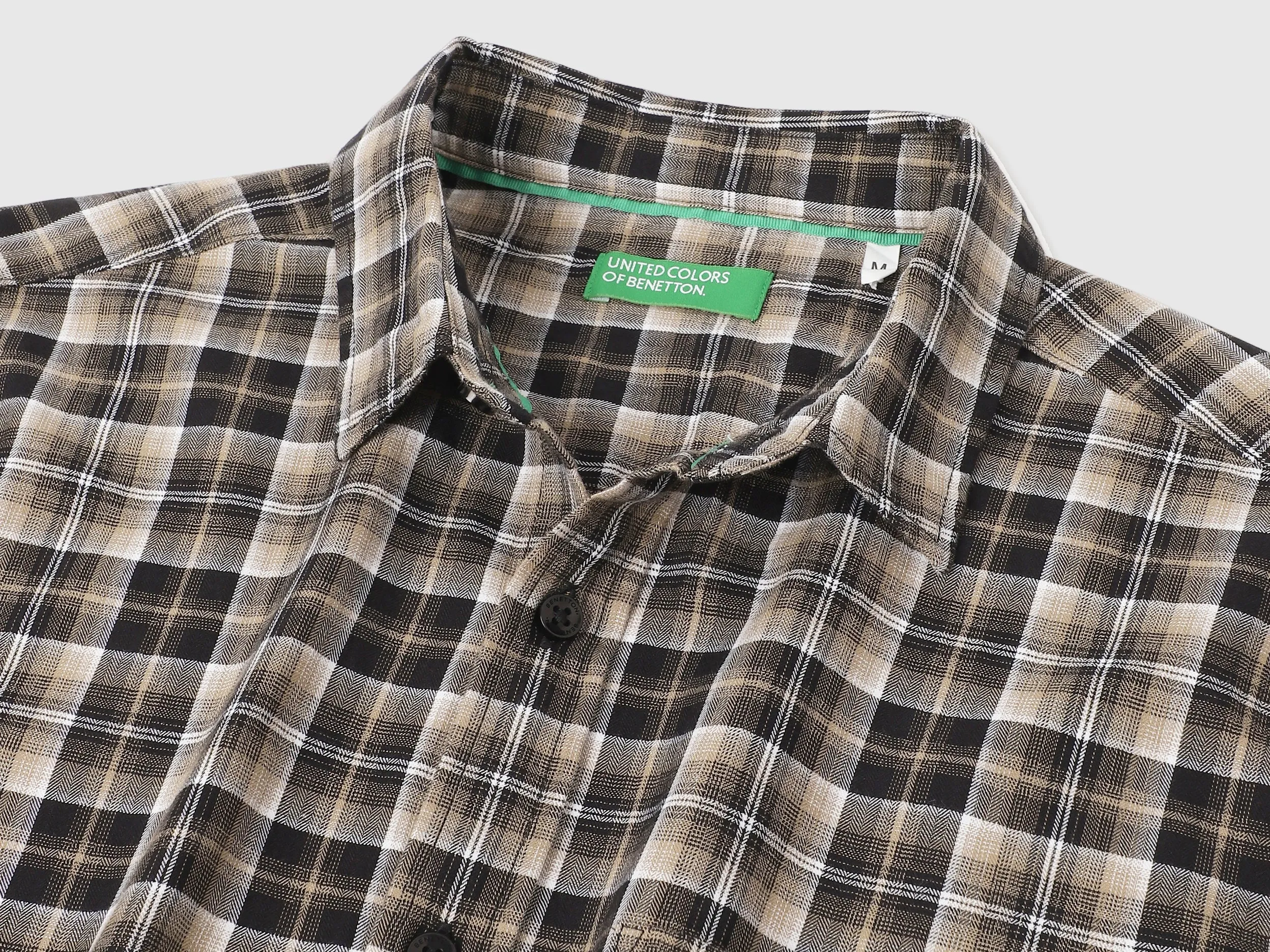 Regular Fit Spread Collar Checkered Shirts