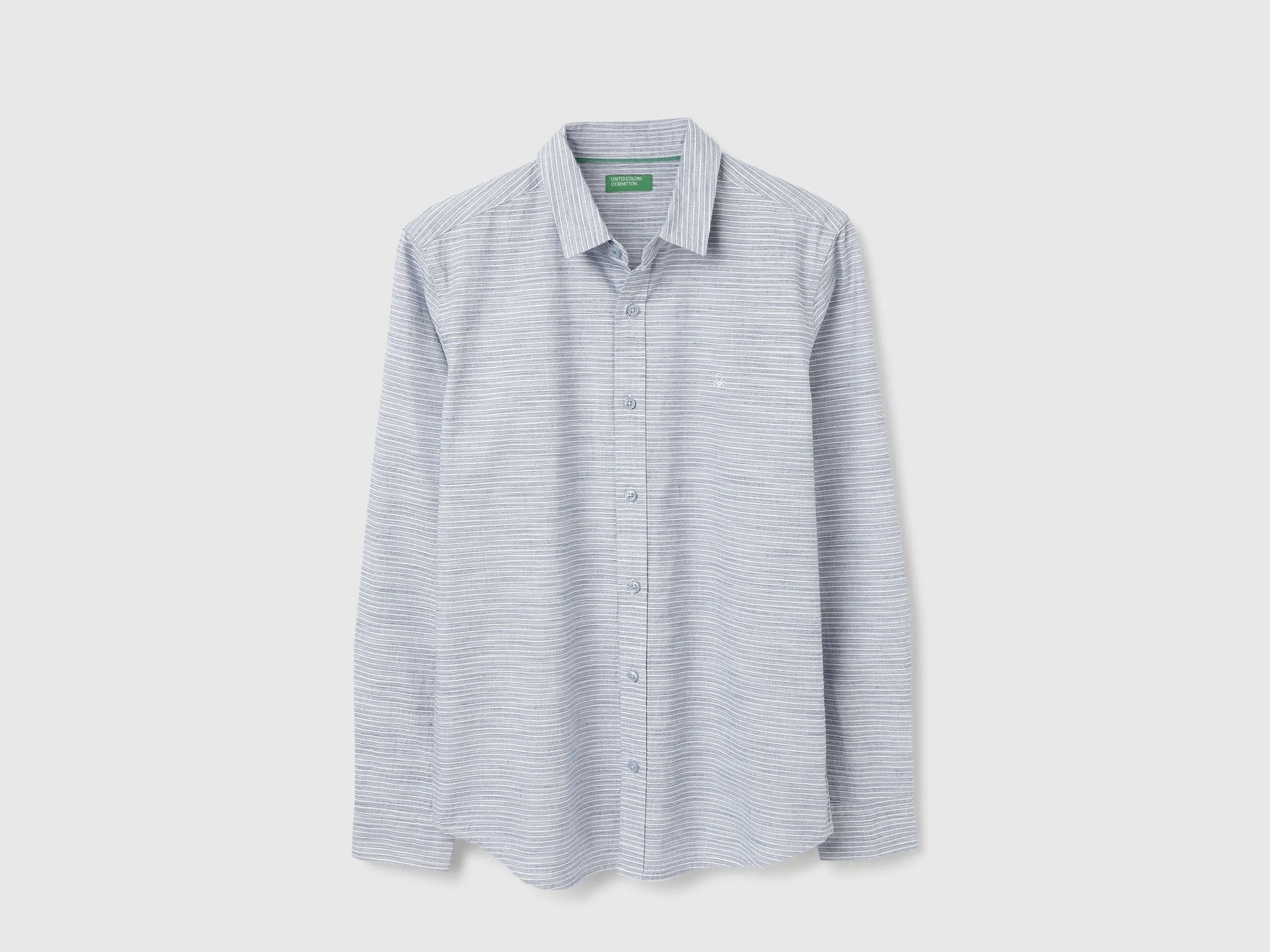 Regular Fit Spread Collar Striped Shirts