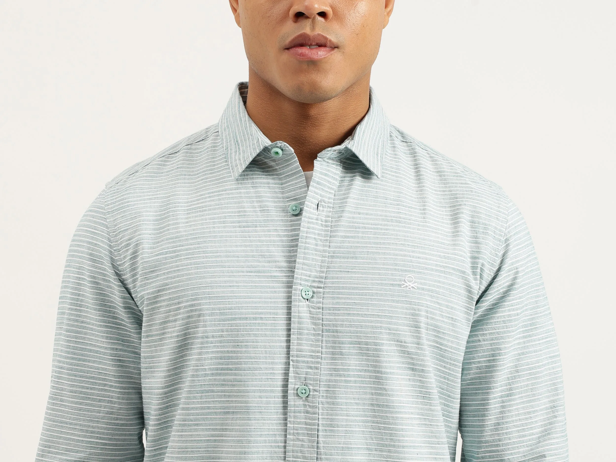 Regular Fit Spread Collar Striped Shirts