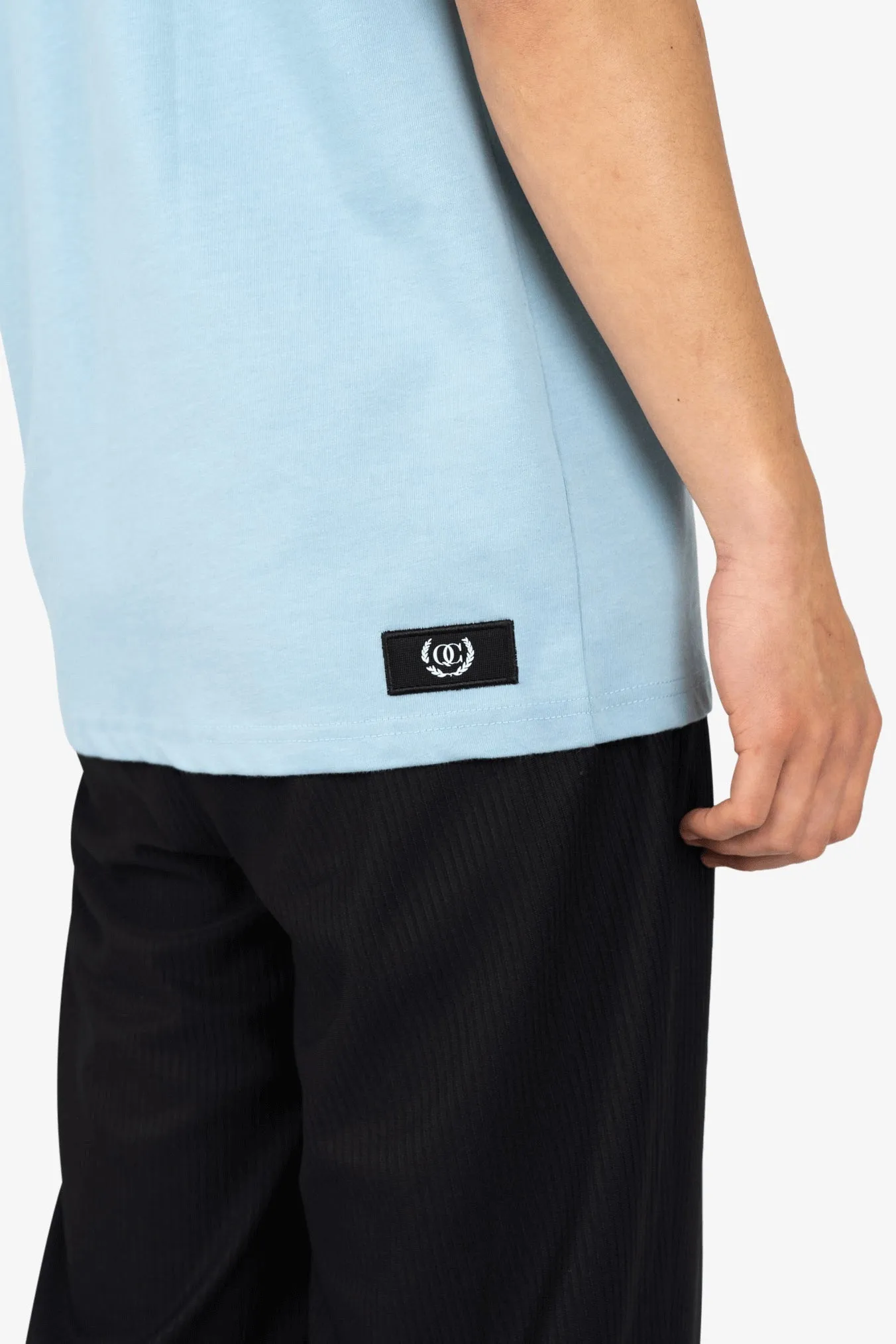 SARASOTA T-SHIRT | LIGHT BLUE/BLACK