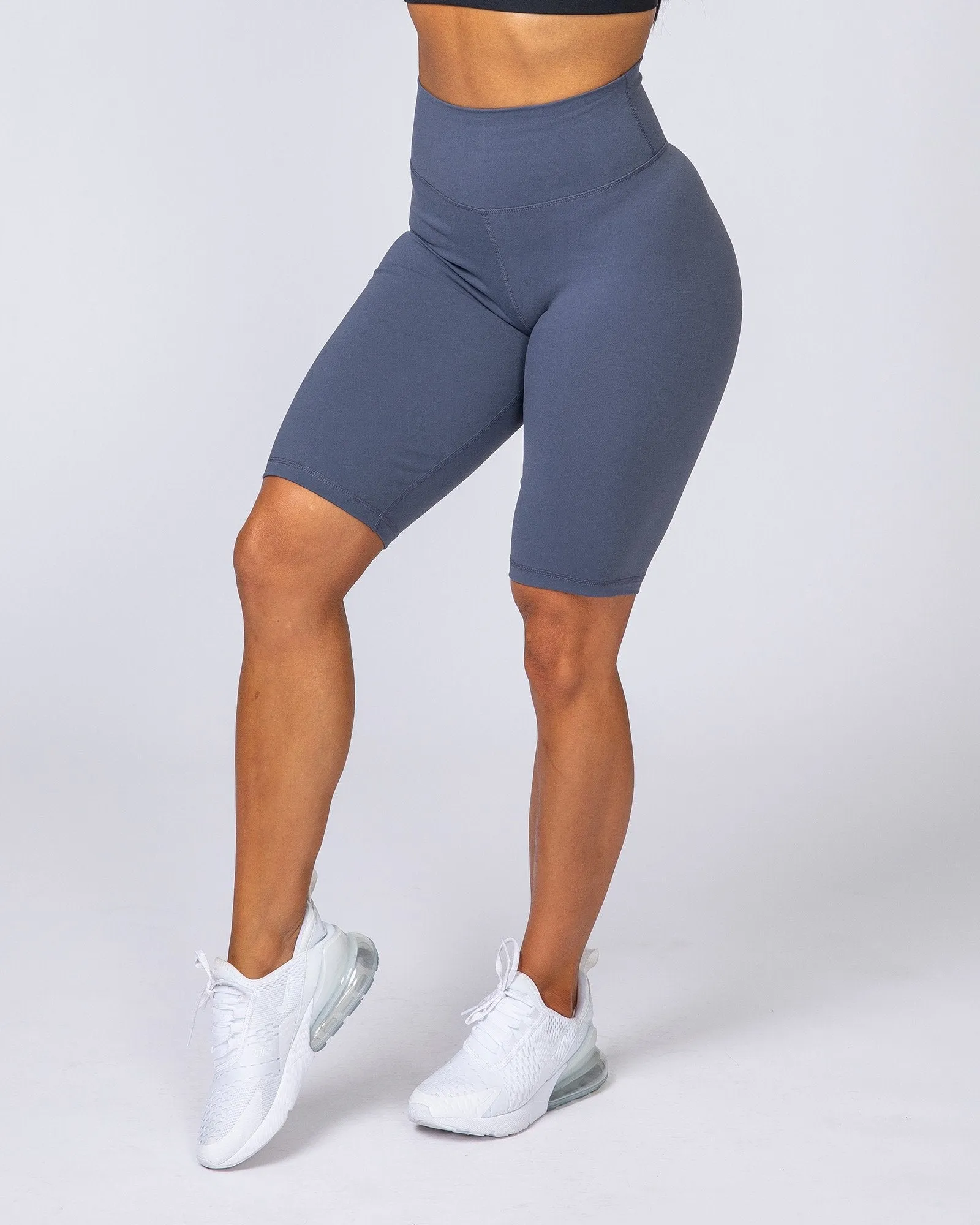 Signature Referee Length High Waist Scrunch - Titanium