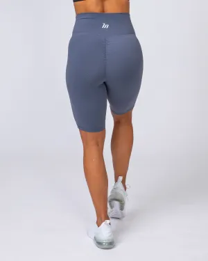 Signature Referee Length High Waist Scrunch - Titanium