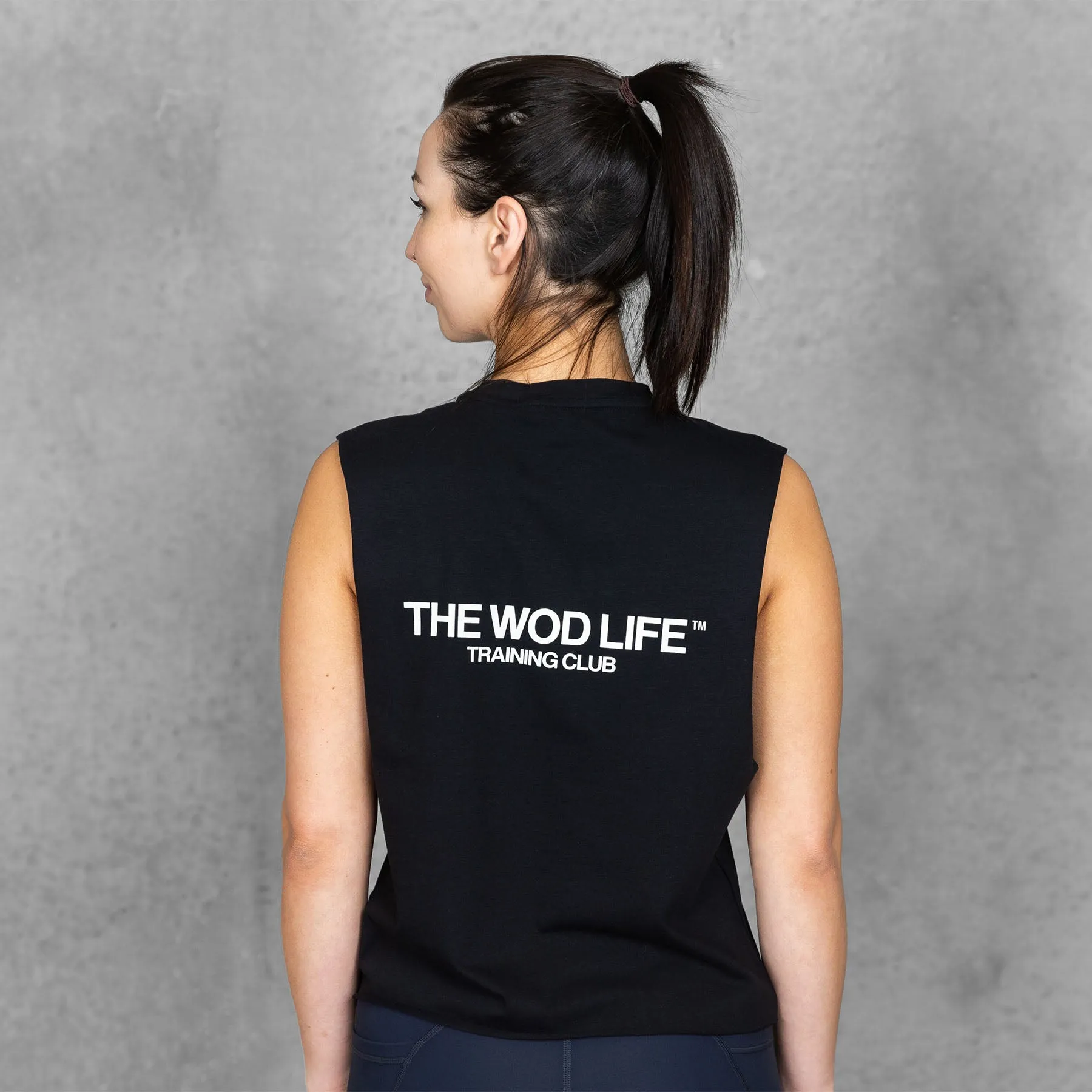 TWL - WOMEN'S SLASH CROP - TRAINING CLUB - BLACK/BONE
