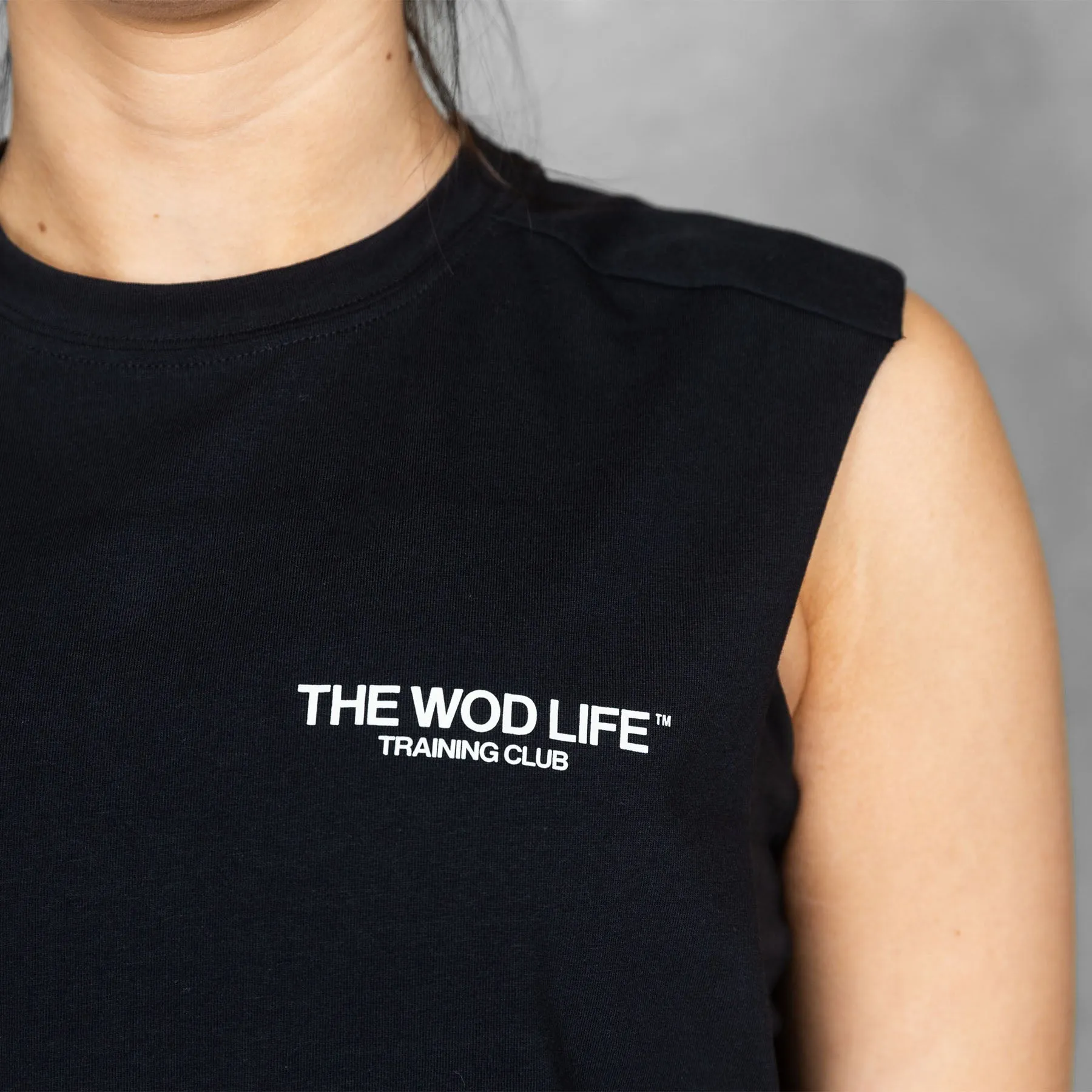 TWL - WOMEN'S SLASH CROP - TRAINING CLUB - BLACK/BONE