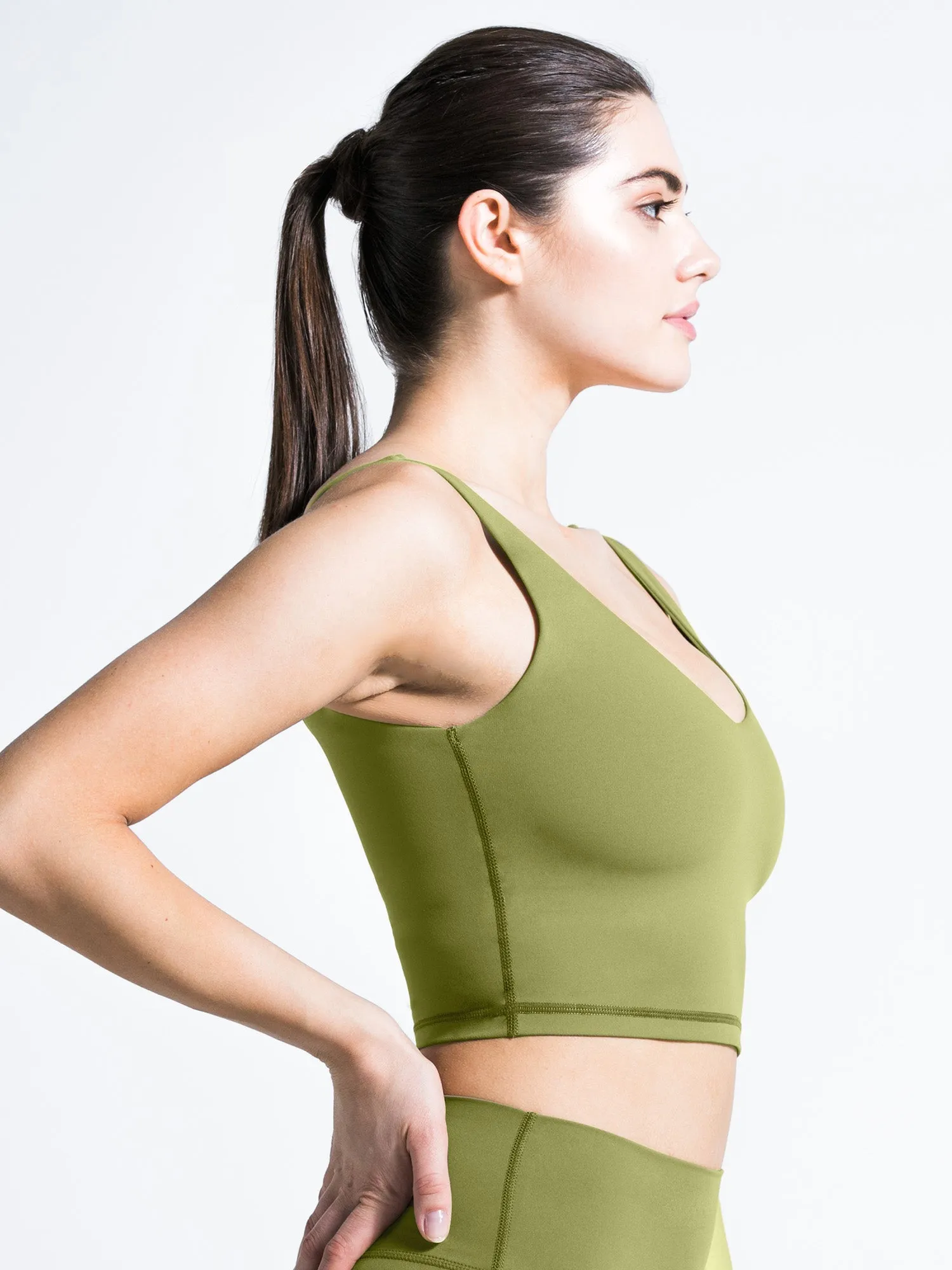 U NECK NUDE TANK