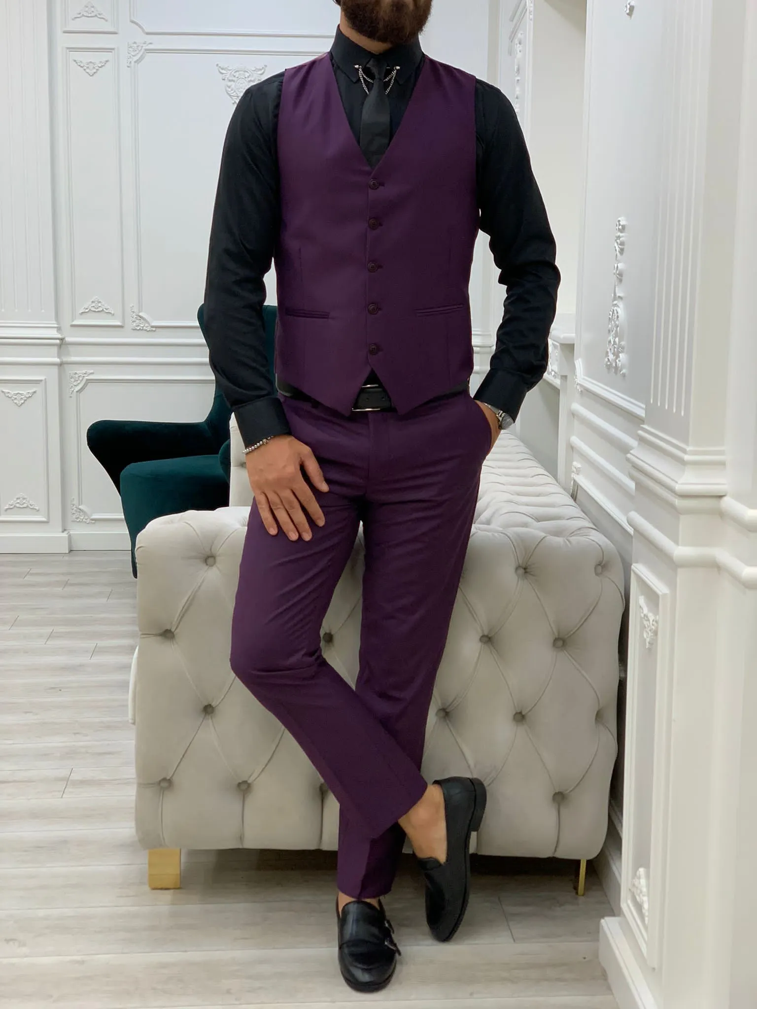 Wilson Purple Slim Fit Peak Lapel Suit: Elevate Your Wardrobe