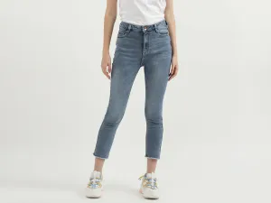 Women Solid Skinny Fit Jeans