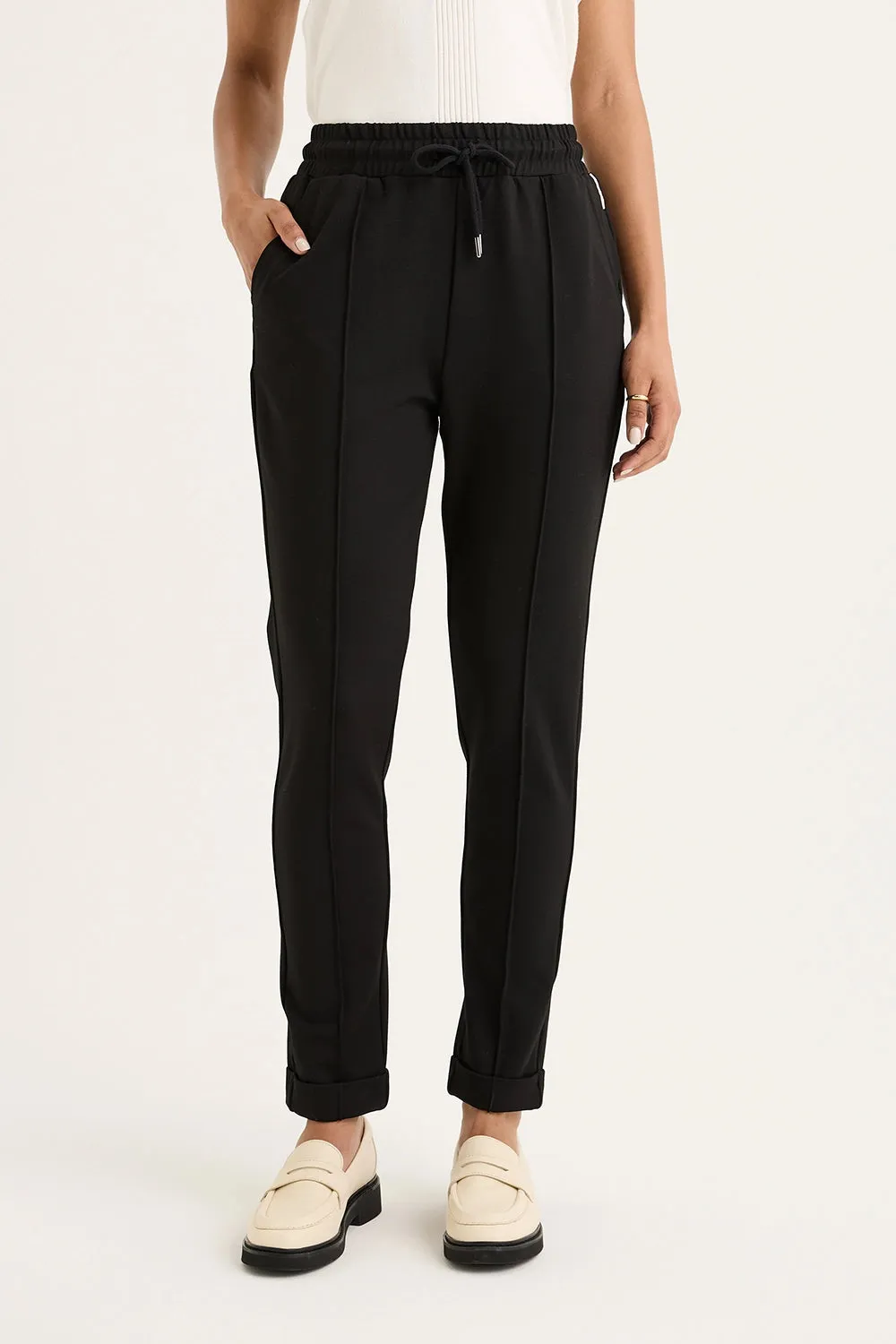Yarra Trail Vine Jogger YTWN8975