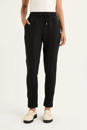 Yarra Trail Vine Jogger YTWN8975