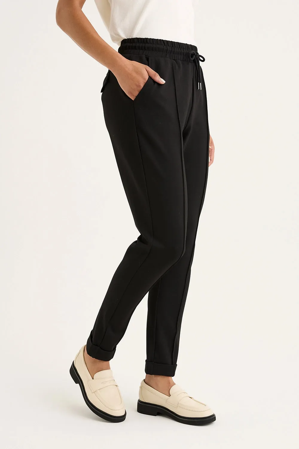 Yarra Trail Vine Jogger YTWN8975