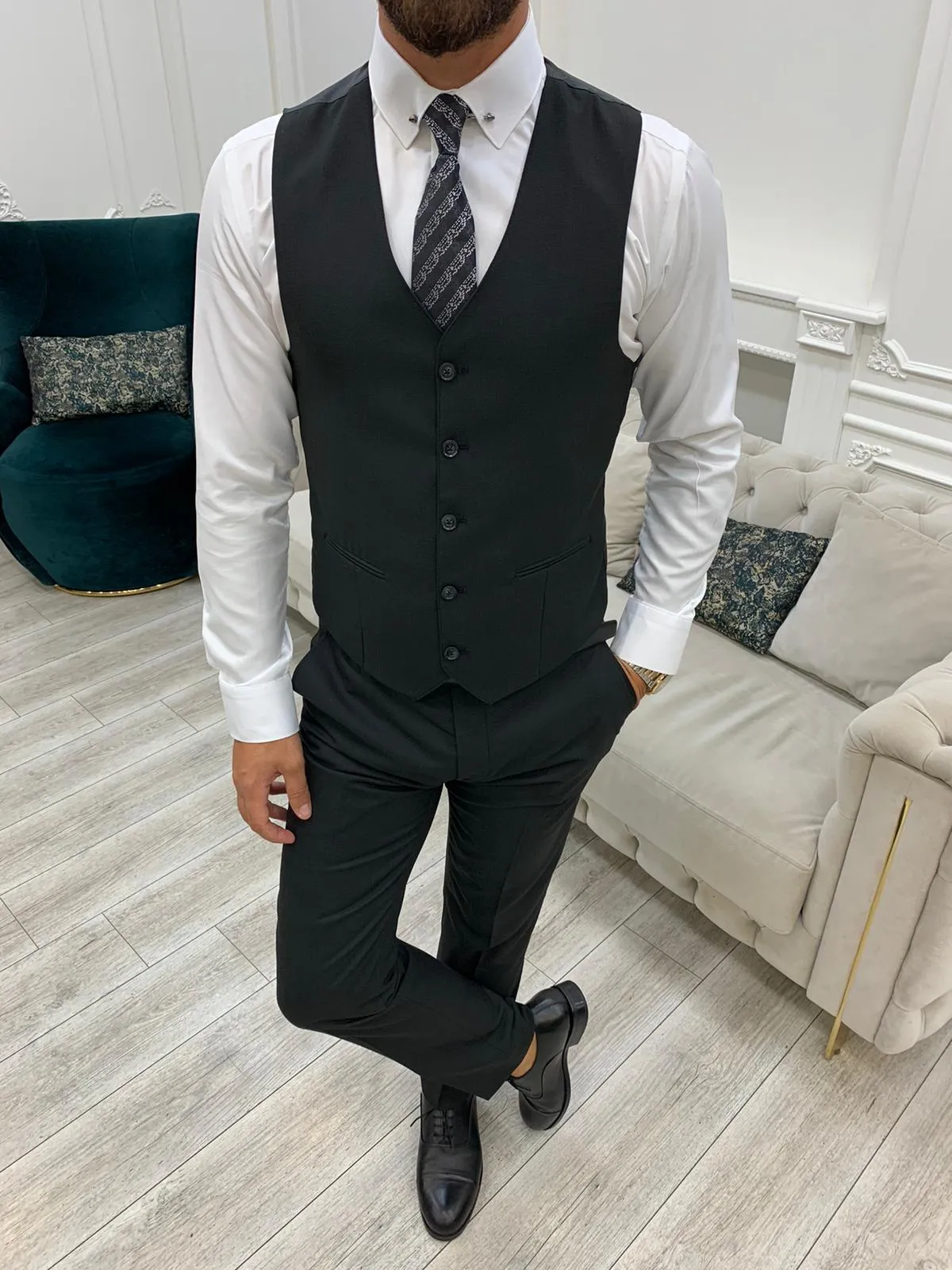 York Black Slim Fit Notch Lapel Suit - Perfect for Any Occasion