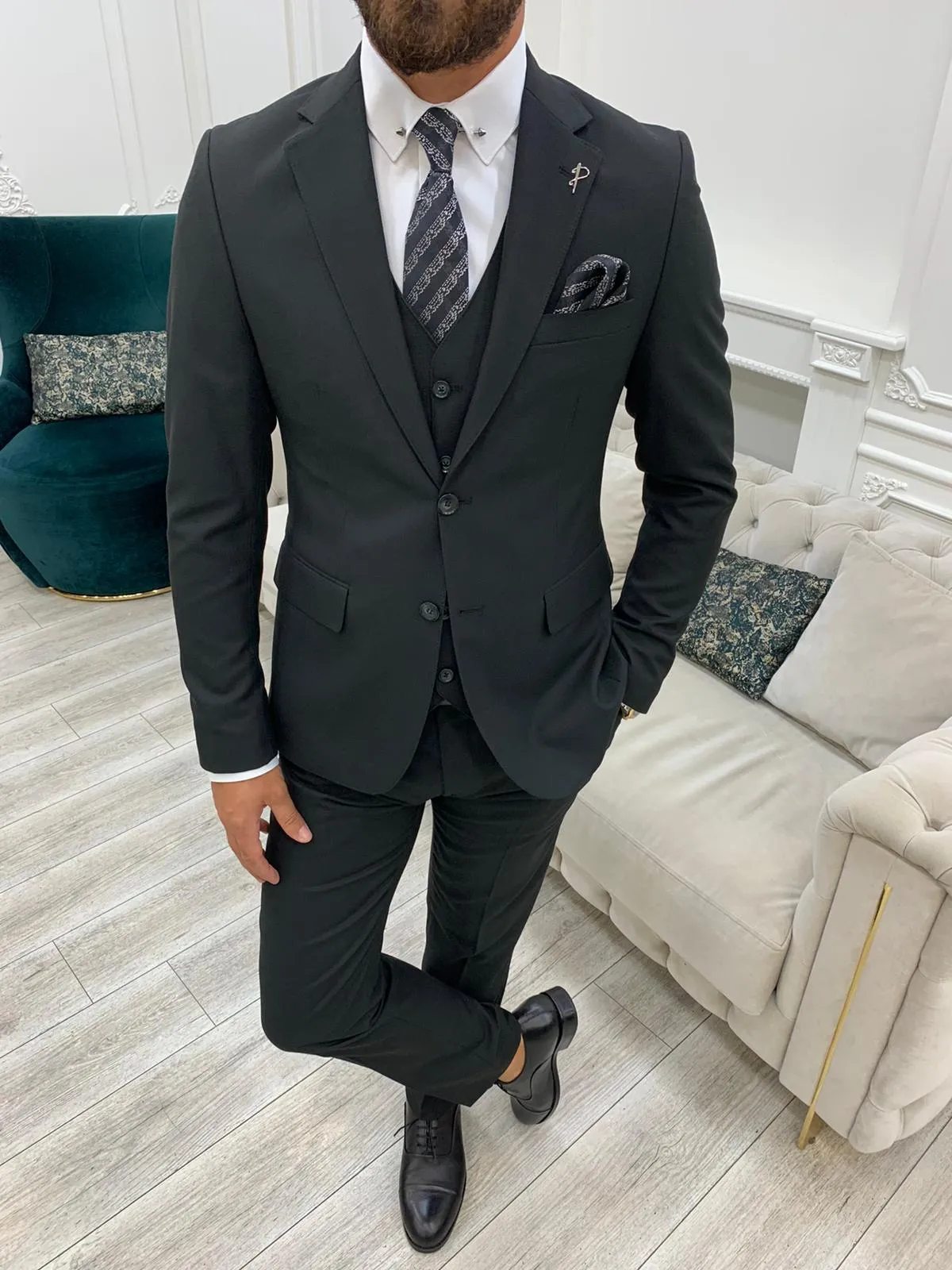York Black Slim Fit Notch Lapel Suit - Perfect for Any Occasion