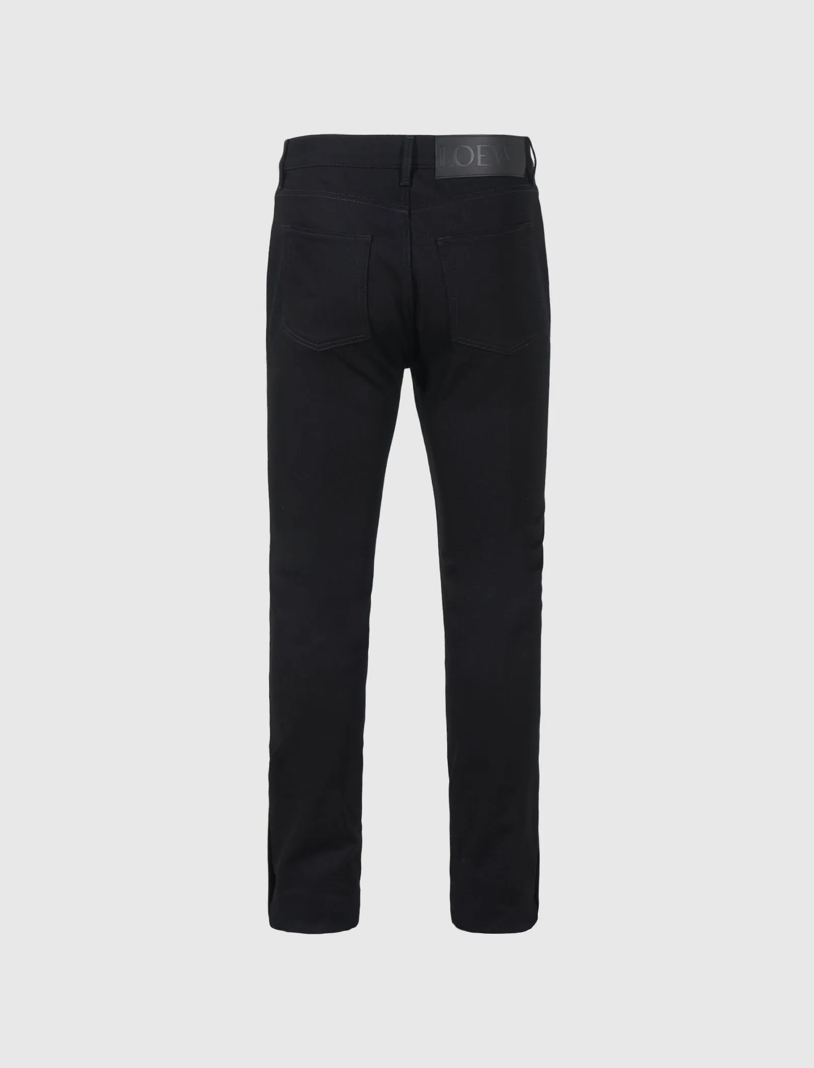 ZIPPED SLIM JEANS